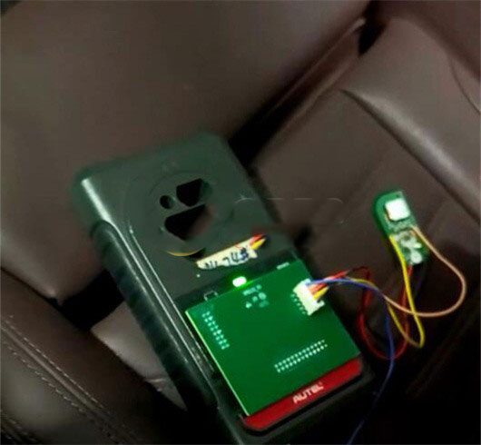 autel-im608ii-add-bmw-bdc3-key-5