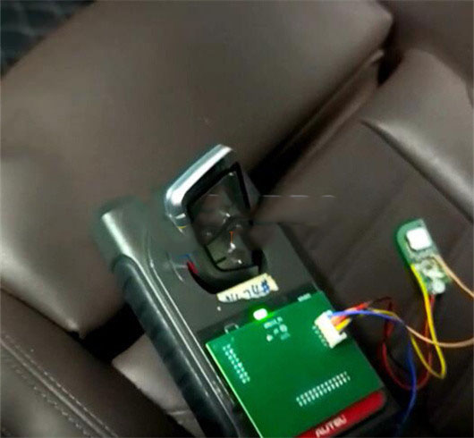 autel-im608ii-add-bmw-bdc3-key-6