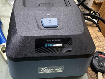 Пошаговое руководство по подключению Xhorse Condor XC Mini Plus II к считывателю ключей