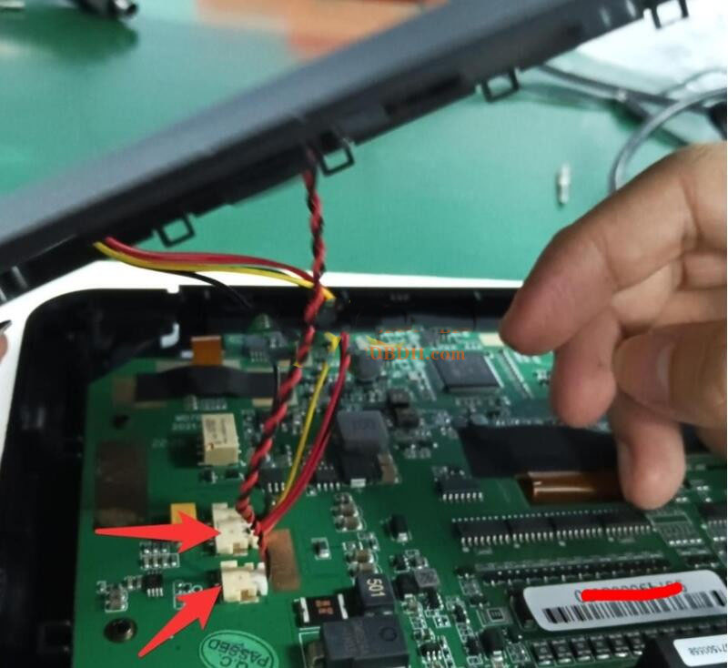 obdstar-dc706-replace-screen-and-mainboard-10