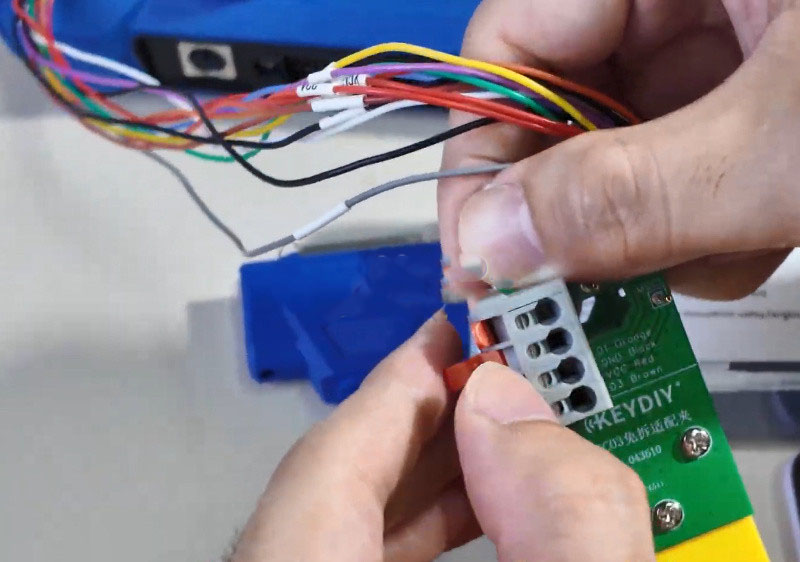 keydiy-wire-connection-demonstration