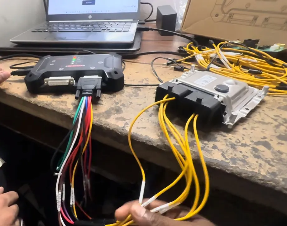 obdstar-ecu-master-read-renault-ME17.9.23-ecu-5